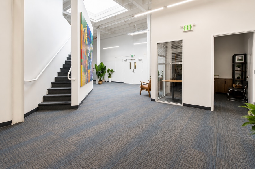 More Photos Of 154-170 Capp St, San Francisco Flex For Sale