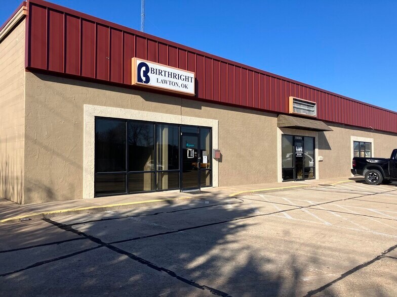 More Photos Of 5108 W Gore Blvd, Lawton General Retail For Lease