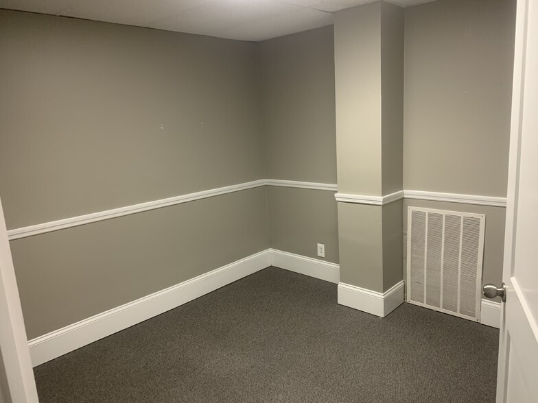 More Photos Of 199 Spence Ln, Nashville Warehouse For Lease