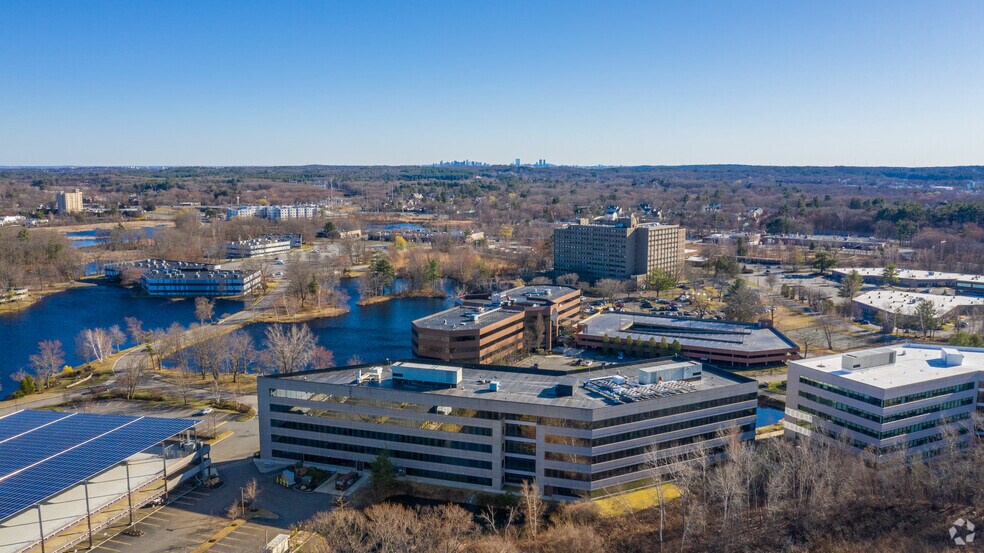 More Photos Of 601 Edgewater Dr, Wakefield Office For Lease