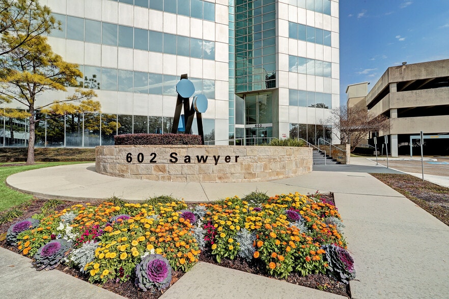 More Photos Of 602 Sawyer St, Houston Office For Lease