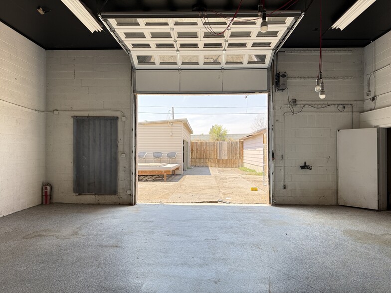 More Photos Of 1366-1370 S 400 W, Salt Lake City Office For Sale