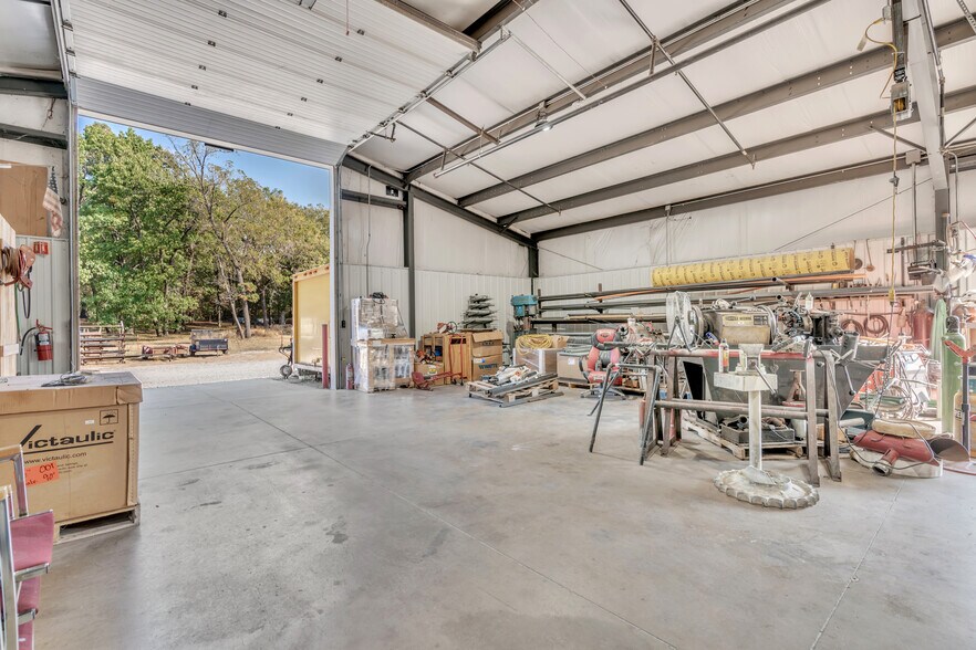 More Photos Of 3446 Wagon Wheel Rd, Springdale Light Manufacturing For Lease