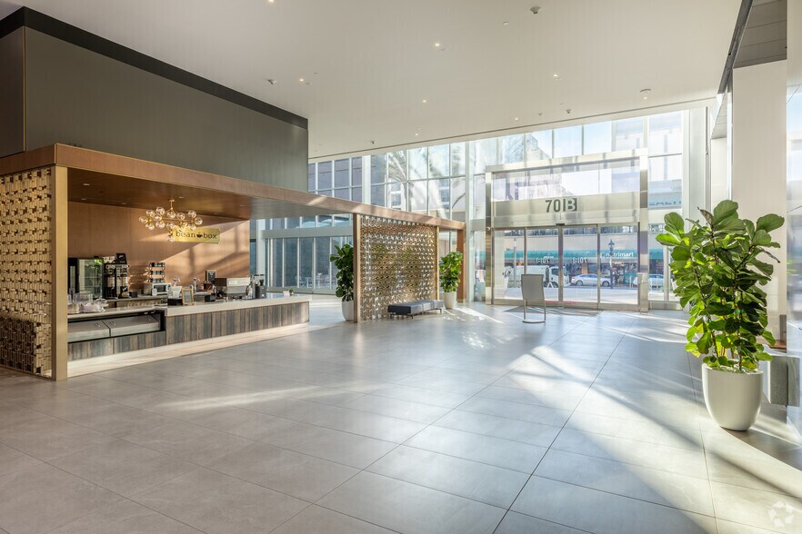 More Photos Of 701 B St, San Diego Office For Sale