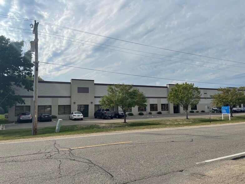 More Photos Of 6805 20th Ave S, Centerville Manufacturing For Lease