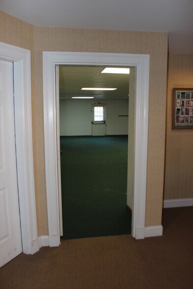 More Photos Of 1-8 Manor Dr, Hampton Medical For Sale