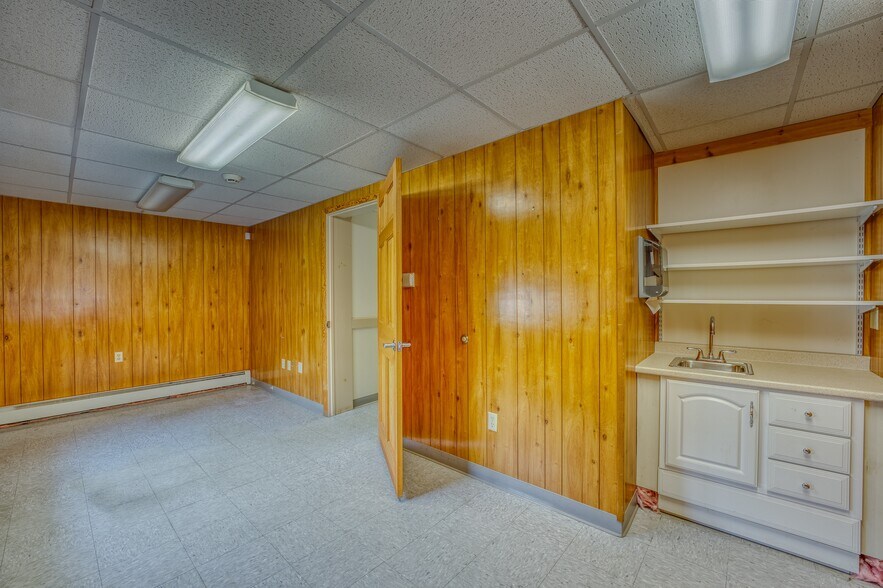 More Photos Of 134 Cottage St, Littleton Office Residential For Sale