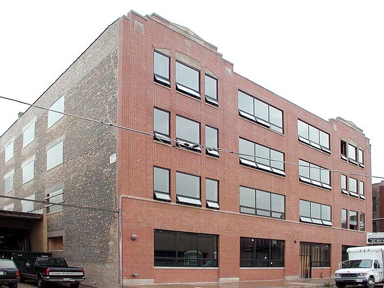More Photos Of 311 N Aberdeen St, Chicago Loft Creative Space For Lease