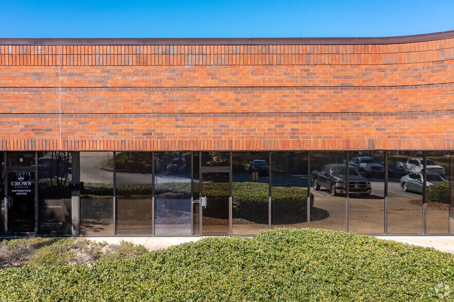 More Photos Of 5801 Goshen Springs Rd, Norcross Industrial For Lease