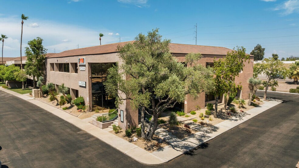 More Photos Of 15600-15650 N Black Canyon Hwy, Phoenix Office For Lease