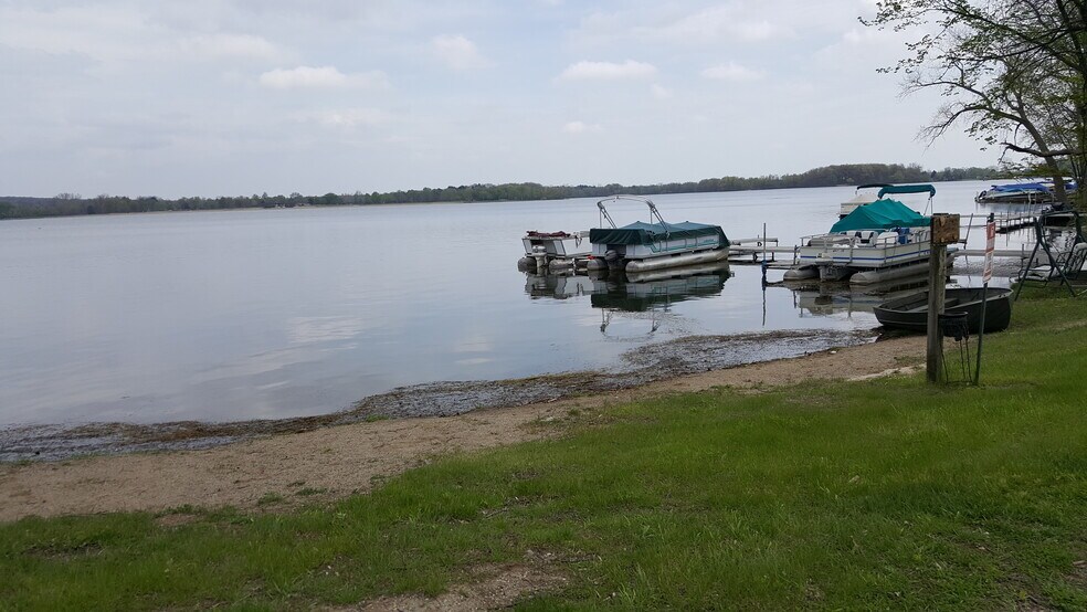 More Photos Of 8587-8615 Pontiac Lake Rd, White Lake Apartments For Sale