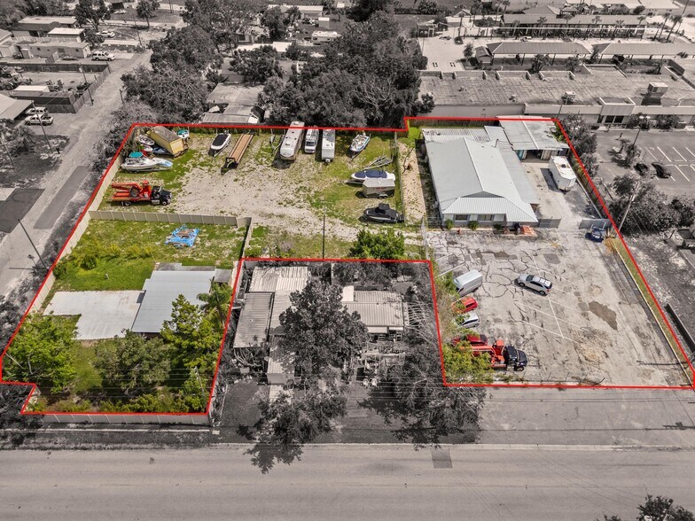 More Photos Of 4349 Louis Ave, Holiday Warehouse For Sale