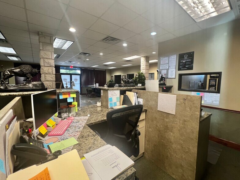 More Photos Of 661 W Central Texas Expy, Harker Heights Office For Lease