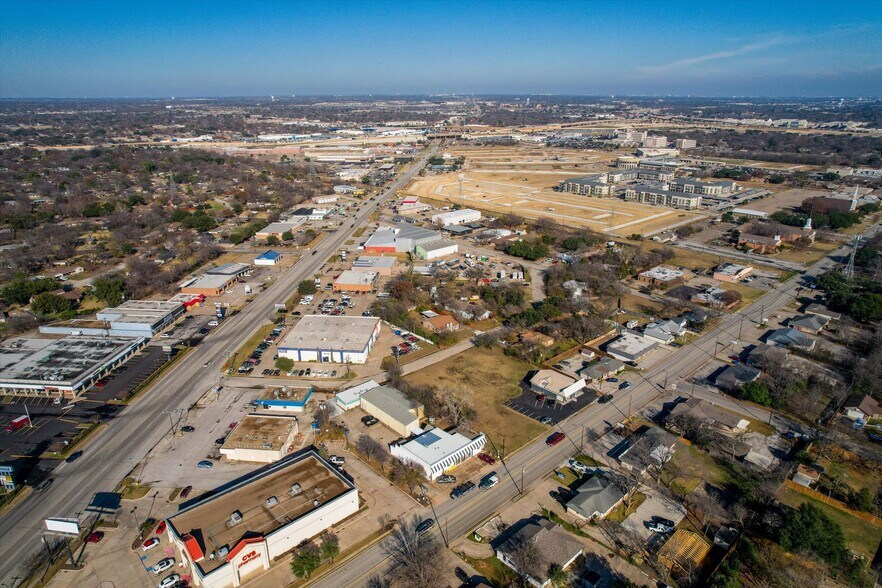 More Photos Of 7235 Glenview Dr, Richland Hills Office For Sale