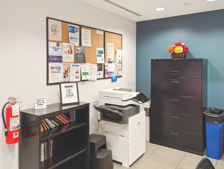 More Photos Of 101 W Big Beaver Rd, Troy Coworking Space