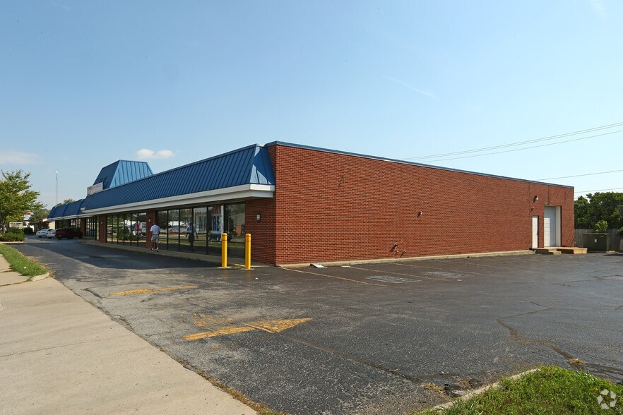 More Photos Of 630 N Telegraph Rd, Monroe Freestanding For Lease