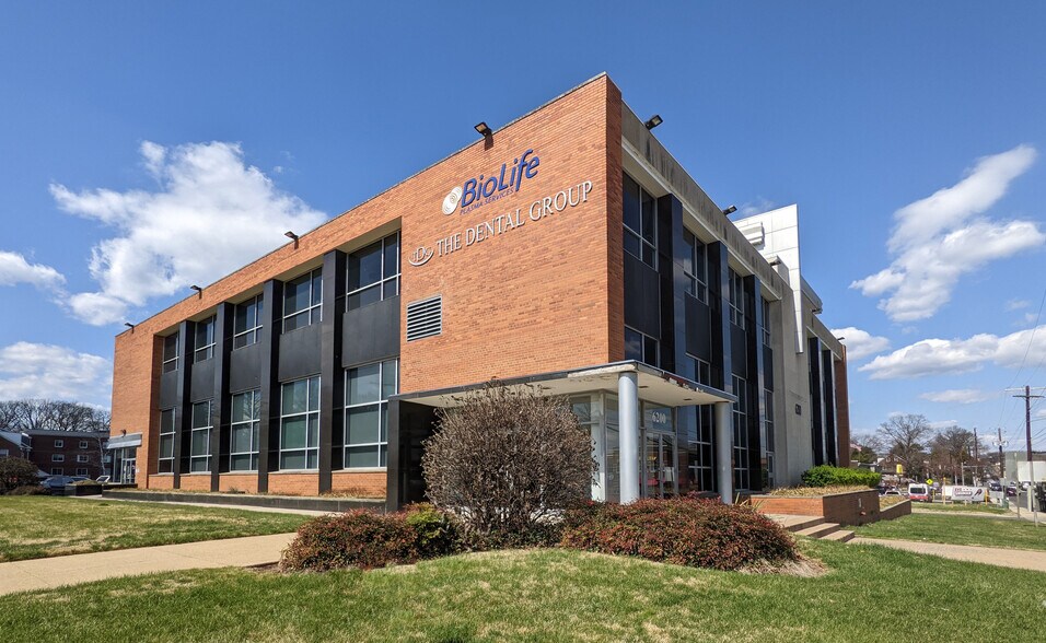 More Photos Of 6200 Baltimore Ave, Riverdale Office For Lease