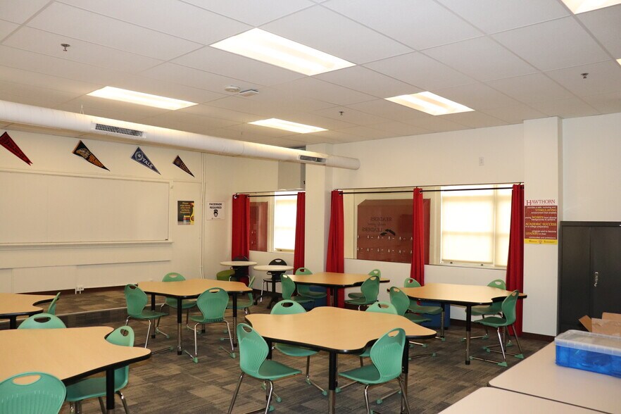 1901 N Kingshighway Blvd, Saint Louis, MO 63113 Schools For Sale