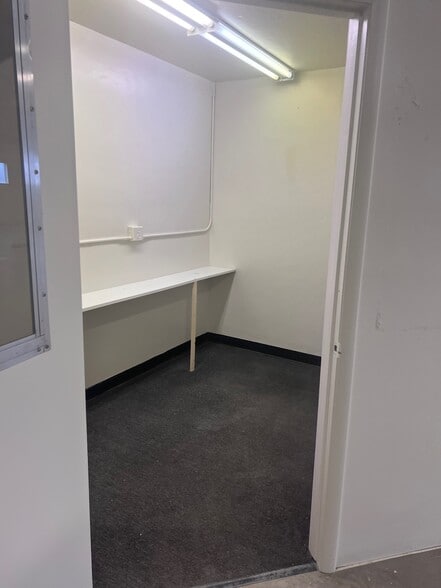 More Photos Of 320 N Arizona Ave, Prescott Warehouse For Lease