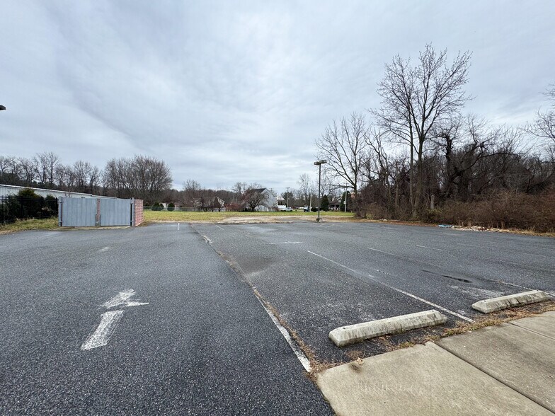 More Photos Of 370 N Broadway, Pennsville Freestanding For Sale