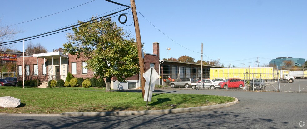 Primary Photo Of 1125 Paterson Plank Rd, Secaucus Truck Terminal For Lease