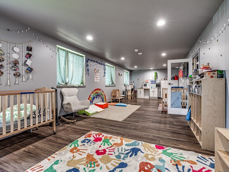 More Photos Of 3838 State St, Bartlesville General Retail For Sale