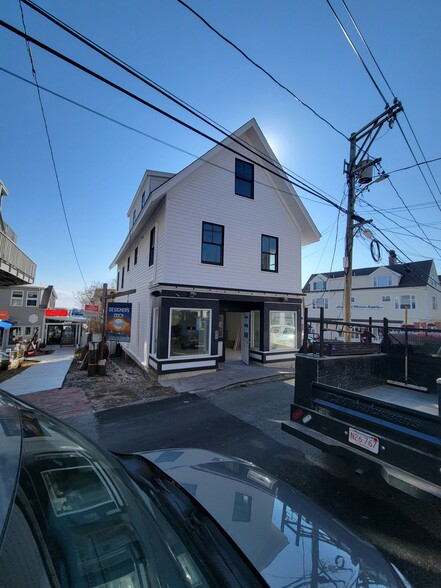 Primary Photo Of 347 Commercial St, Provincetown Storefront Retail Residential For Lease