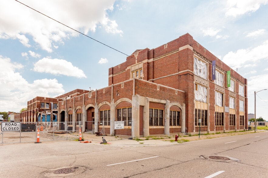 More Photos Of 950 Selden St, Detroit Schools For Lease