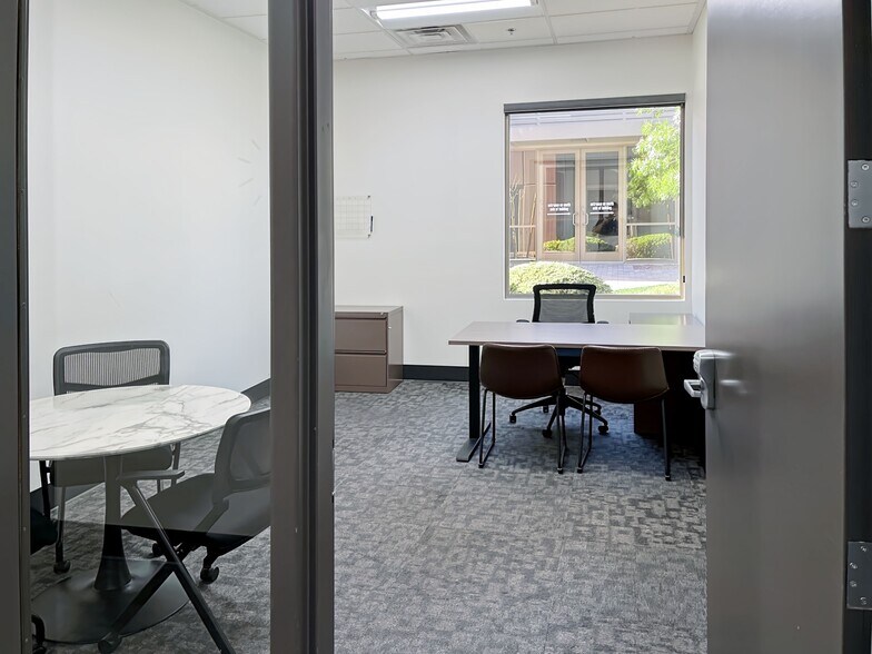 More Photos Of 5955 Edmond St, Las Vegas Office For Sale