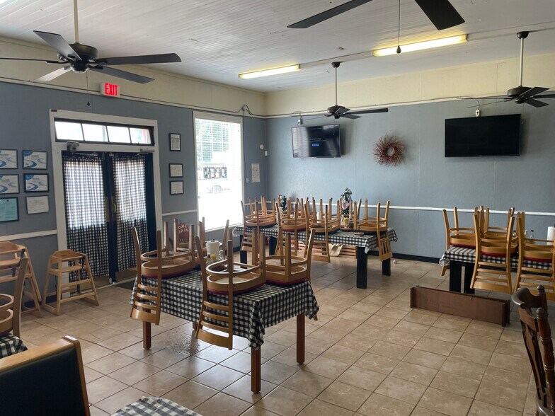 More Photos Of 105 W. Main Street, Marshallville Restaurant For Sale