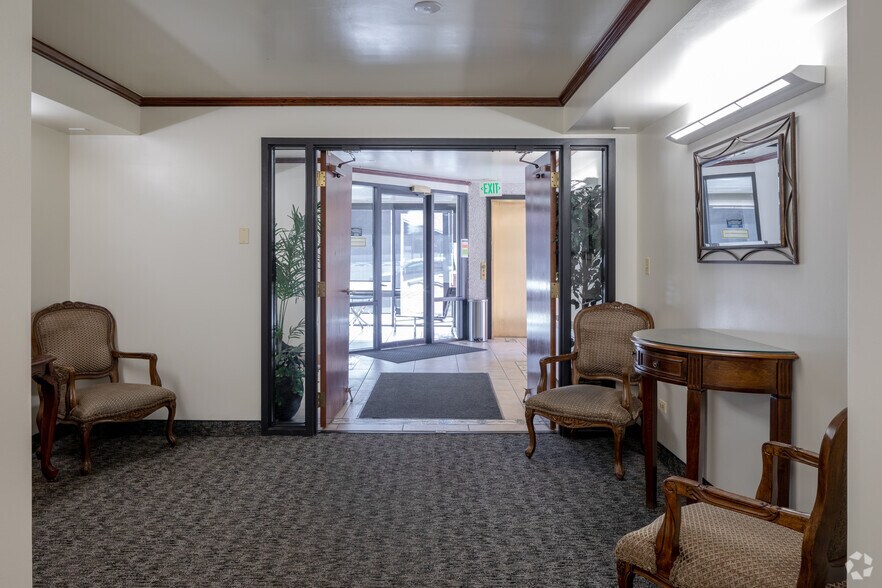 More Photos Of 4495 Hale Pky, Denver Medical For Lease