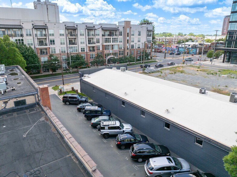 More Photos Of 1310 S Tryon St, Charlotte Office For Lease