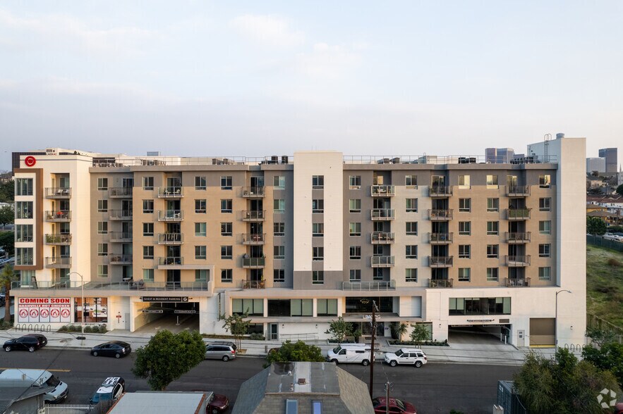 More Photos Of 330 N Westlake Ave, Los Angeles Apartments For Lease