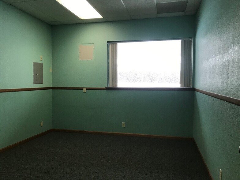 More Photos Of 610 W Hubbard St, Coeur d'Alene Office For Lease