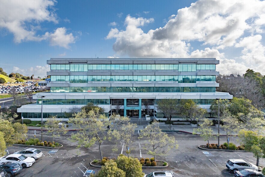 More Photos Of 3260 Blume Dr, Richmond Office For Lease