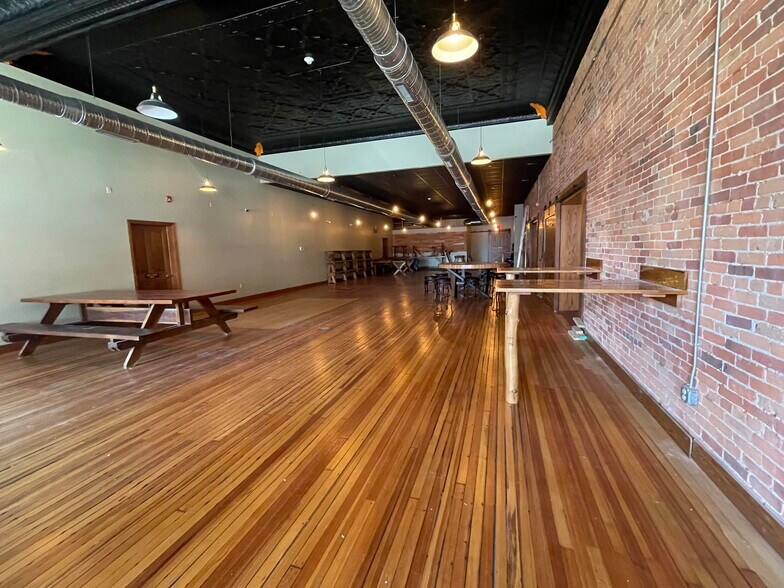 More Photos Of 99-101 Fraley st, Kane Flex For Sale