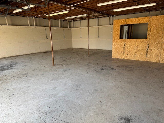 More Photos Of 733 Edge St, Fort Walton Beach Flex For Lease