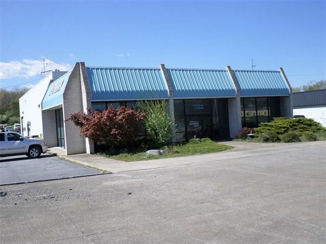 More Photos Of 2675 S Main St, Harrisonburg Auto Dealership For Lease