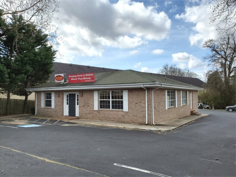 More Photos Of 307 Atlanta Rd, Cumming Office For Lease