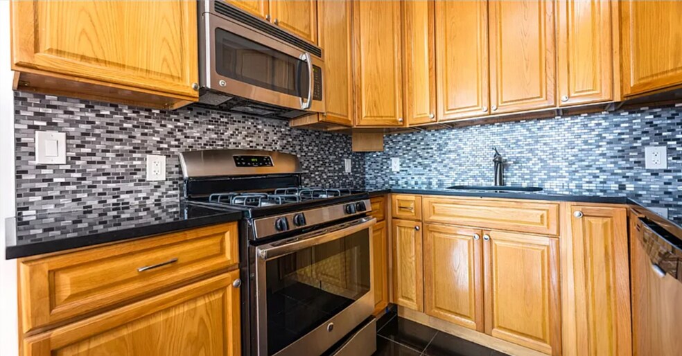 More Photos Of 5940 Myrtle Ave, Ridgewood Storefront Retail Residential For Sale