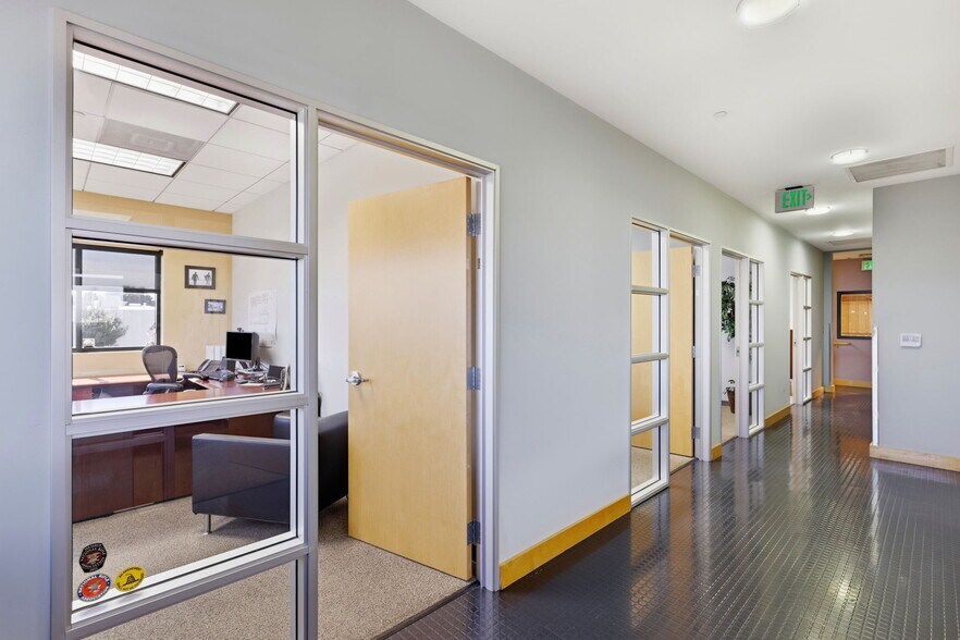 More Photos Of 225 Demeter St, Palo Alto Office Residential For Lease