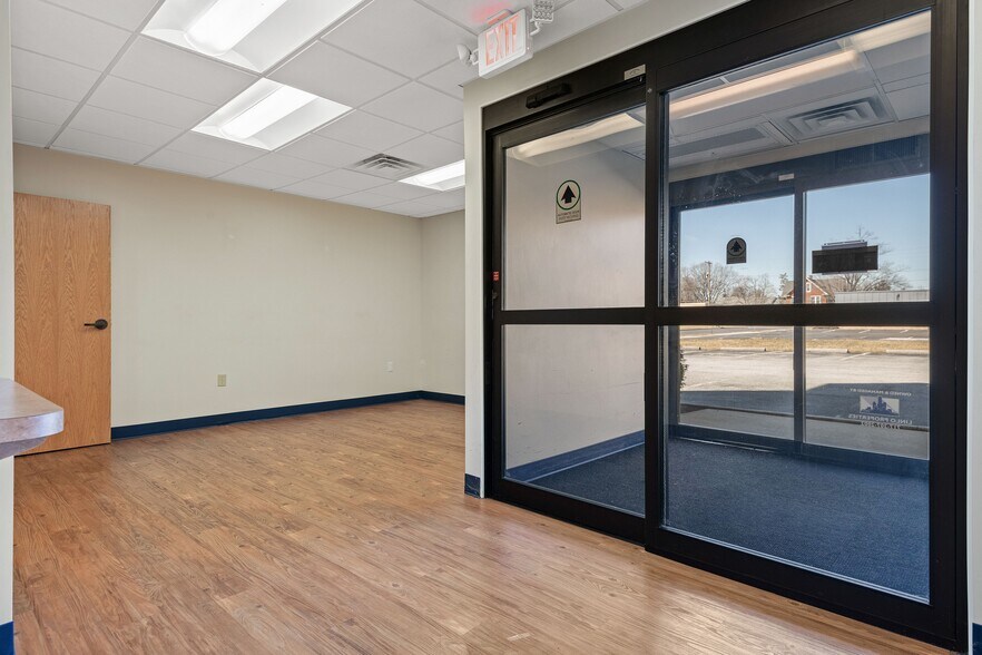 More Photos Of 99 November Dr, Camp Hill Medical For Lease