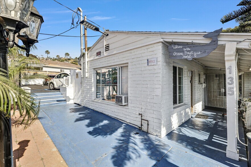 More Photos Of 135 Avenida Algodon, San Clemente Hotel For Sale