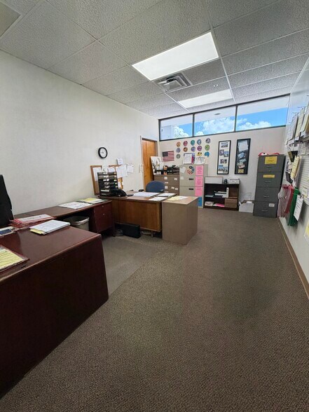 More Photos Of 4498 Vineland Rd, Orlando Flex For Lease