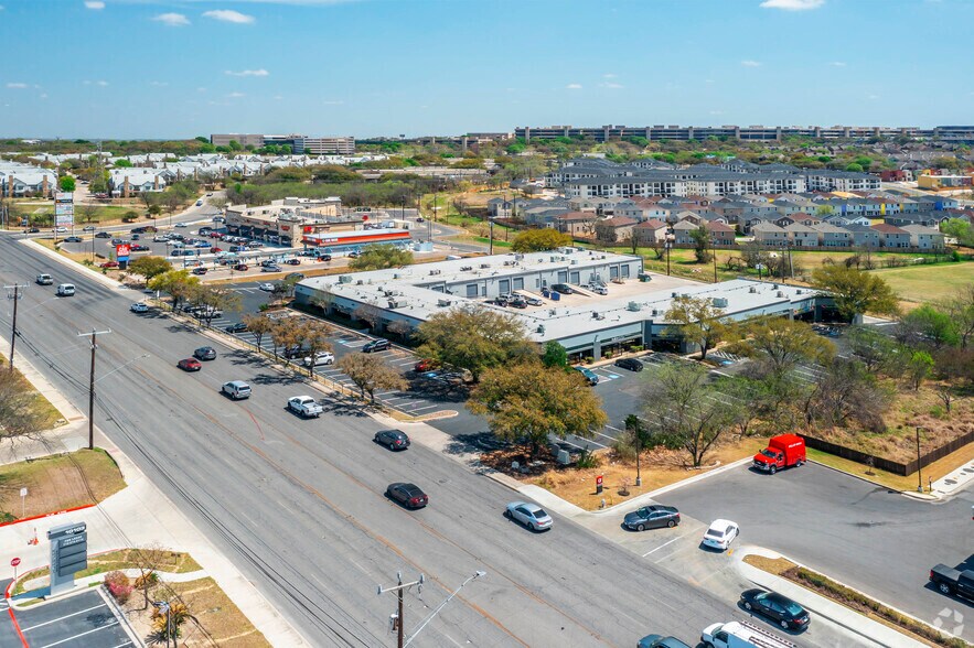 More Photos Of 10100-10146 Huebner Rd, San Antonio Research And Development For Lease