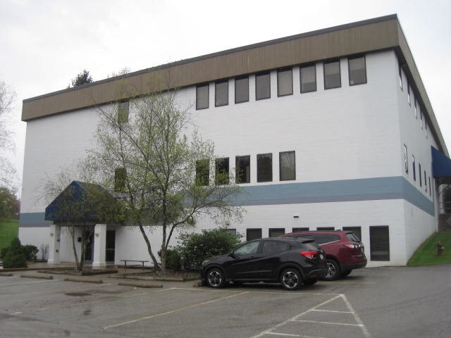 More Photos Of 1011 Old Salem Rd, Greensburg Office For Sale