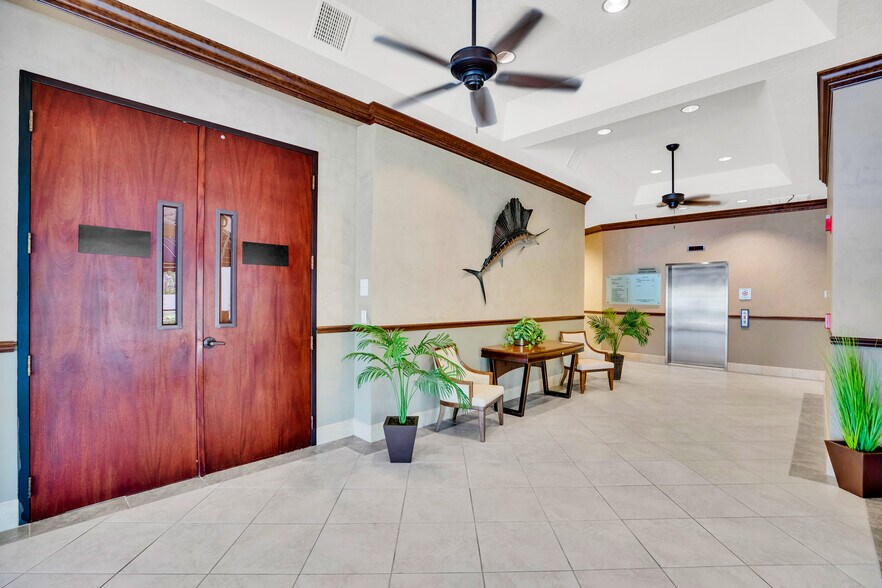 More Photos Of 1701 Highway A1A, Vero Beach Office For Lease