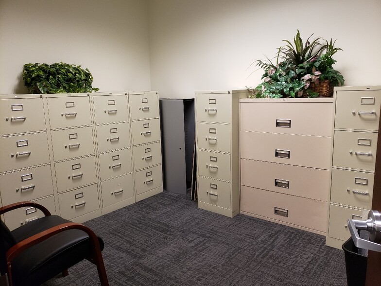 More Photos Of 4200 Concours, Ontario Office For Lease