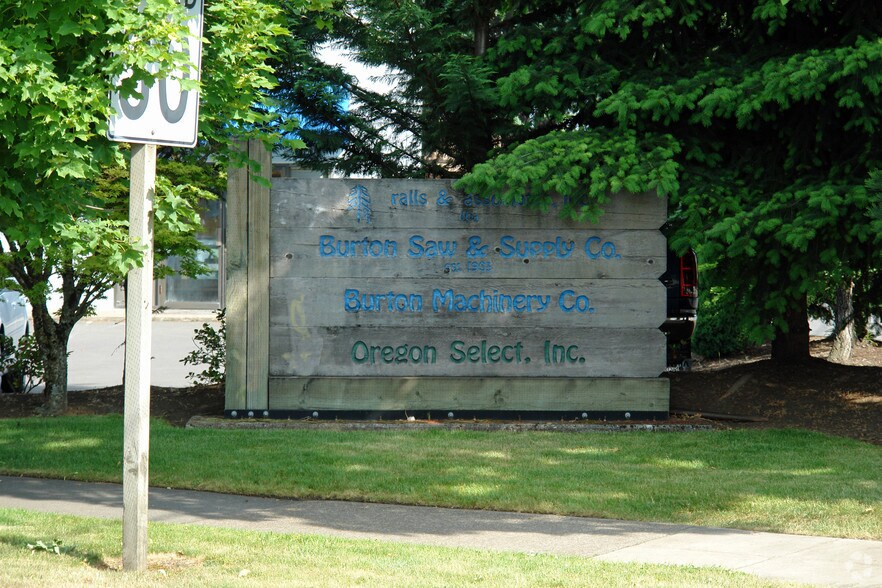 More Photos Of 1439 W 2nd Ave, Eugene Distribution For Lease