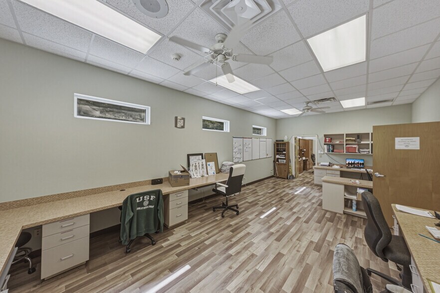 More Photos Of 1214 W Reynolds St, Plant City Office For Sale